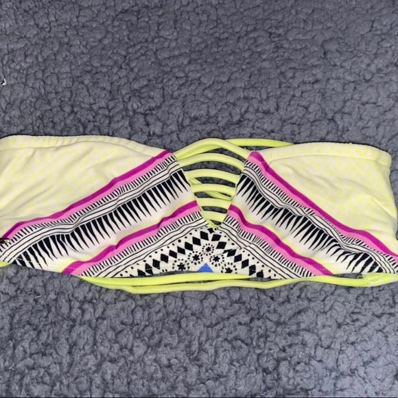 Bikini top - Picture 1 of 1